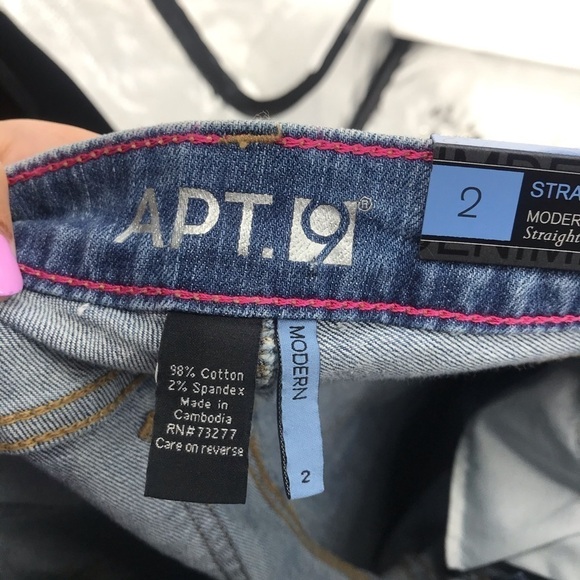 Apt. 9 Modern Fit Straight Leg Capri - Picture 4 of 7